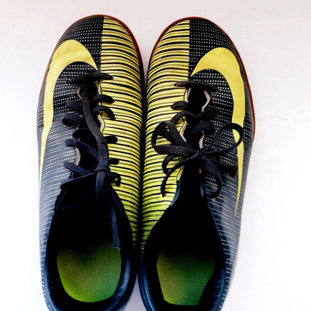 Nike Kids Shoes Mercurial Indoor Soccer Green 5 Youth